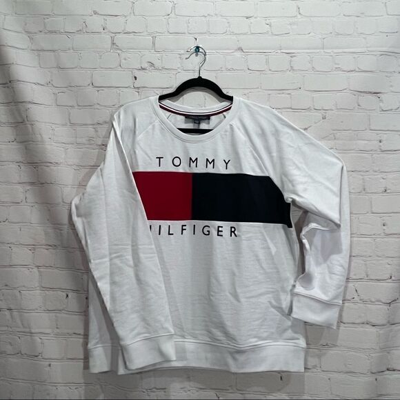 TOMMY HILFIGER retro 90’s style Medium Sweatshirt nwt $69 - Picture 6 of 8